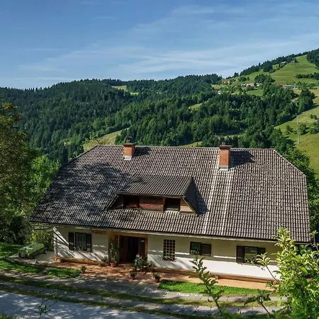 Apartment Zakrasnik *