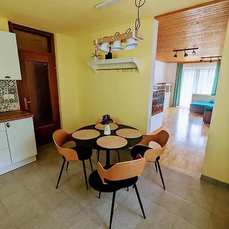 Διαμέρισμα Zakrasnik