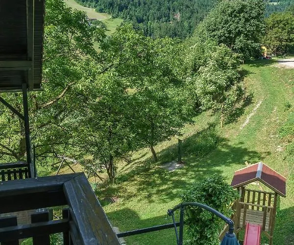 Zakrasnik * Škofja Loka