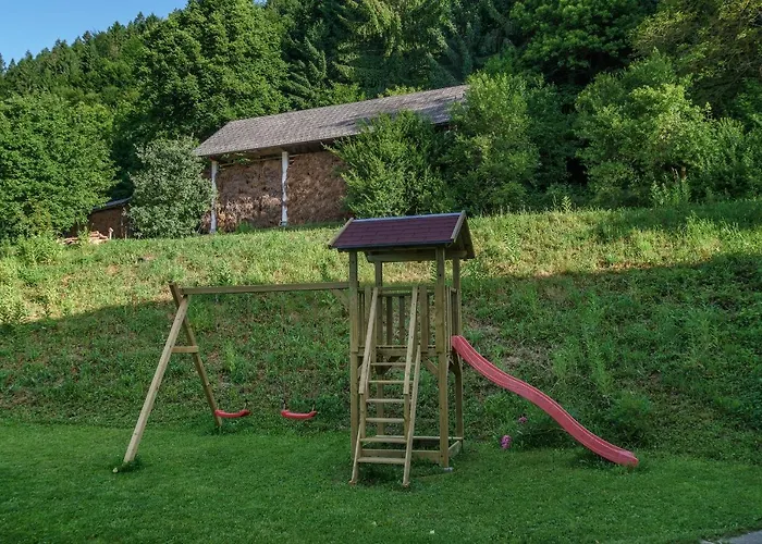 Zakrasnik Apartment *